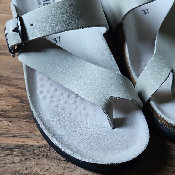 Mephisto Women's Helen White Air Relax Sandals - Picture 3 of 13